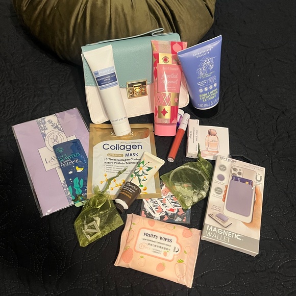 5+ Piece MYSTERY BAG - Picture 6 of 15